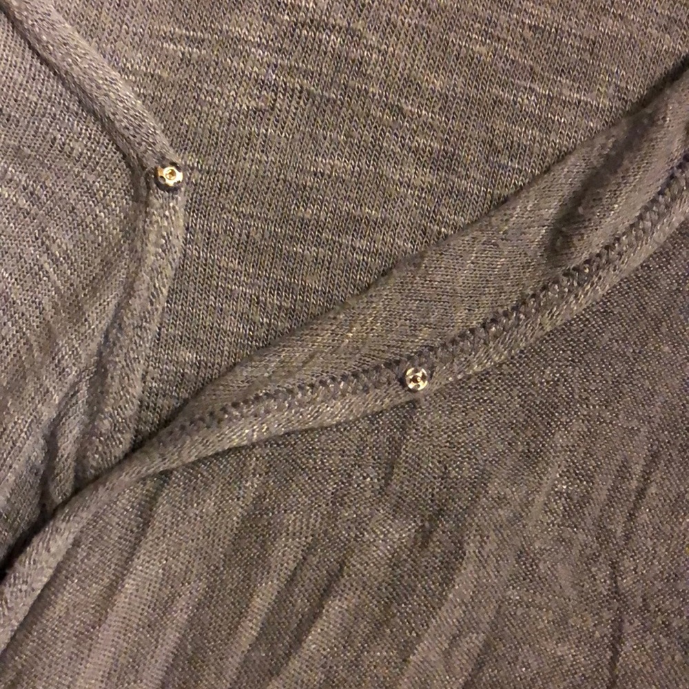 Distressed light blue pullover - Picture 3 of 5